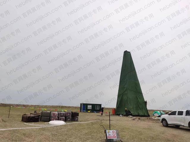 传统式钻机野外作业